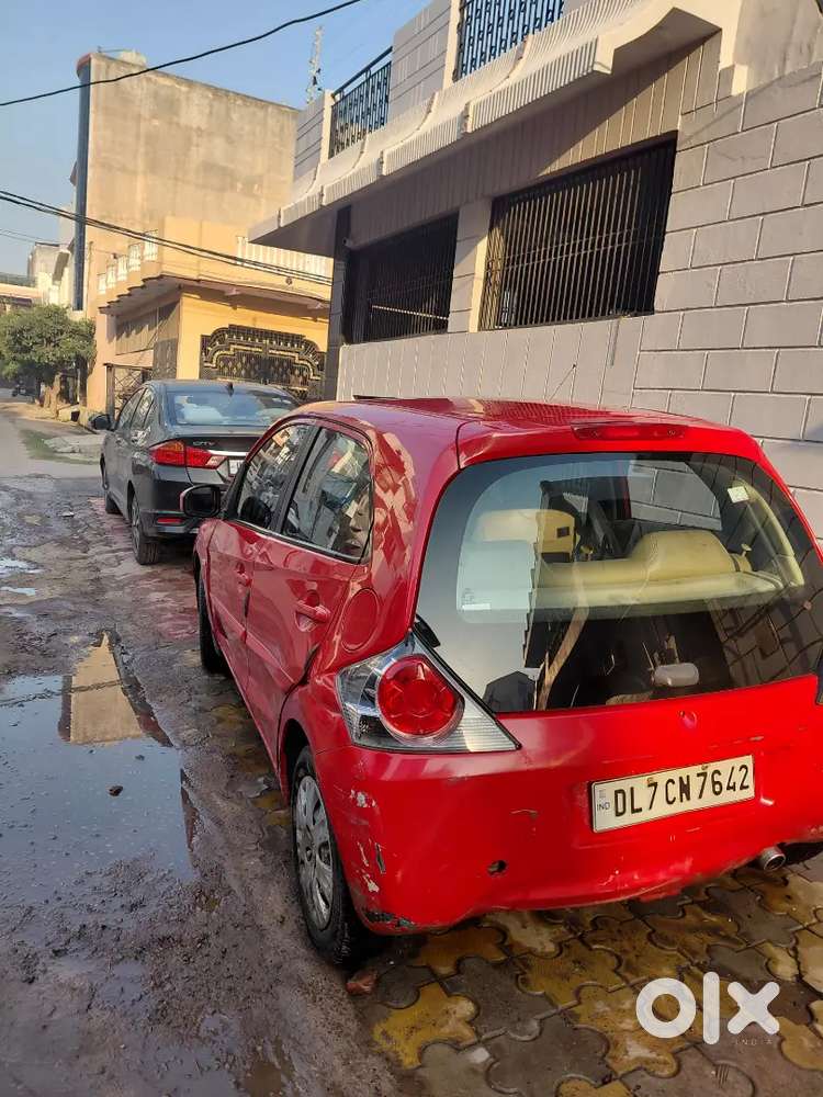 Honda Brio Mt 2013