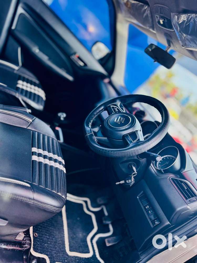 Maruti Suzuki Swift Vvt Vxi, 2021, Petrol