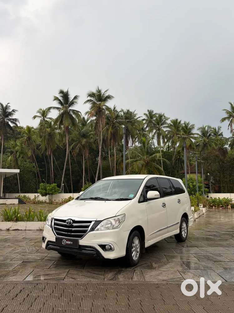 Toyota Innova Diesel 2013 Variant High Quality