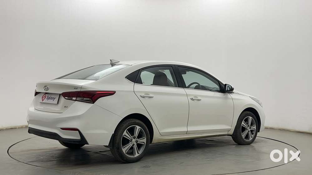 Hyundai Verna [2015-2017] Fluidic 4s 1.6 Crdi Sx (o) At, 2017, Petro..