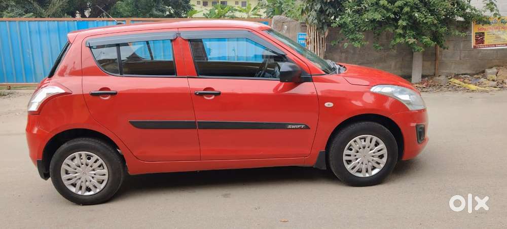 Maruti Suzuki Swift Lxi, 2015, Petrol