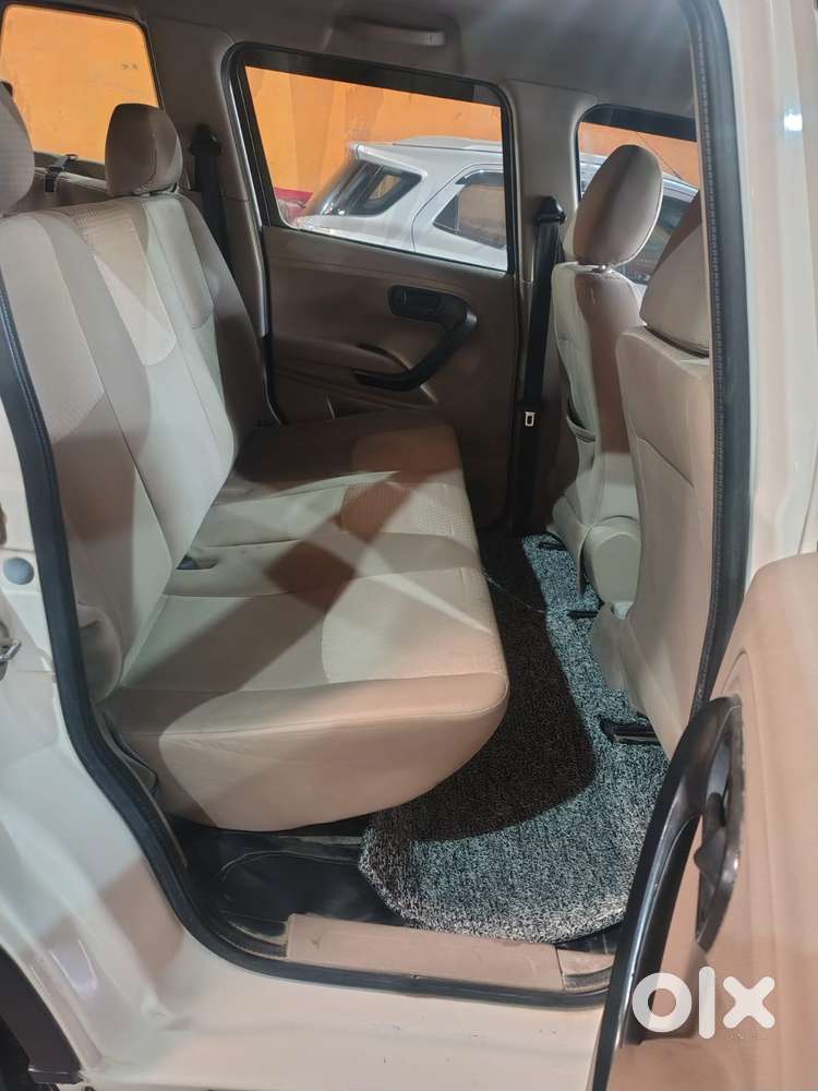 Mahindra Bolero Neo N8, 2021, Diesel