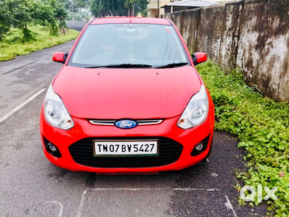 Ford Figo 2013 Petrol Titanium Well Maintained Car Showroom Quality