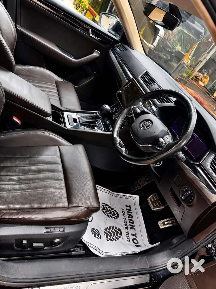 Skoda Superb 2.0 L&k Tsi At, 2021, Petrol