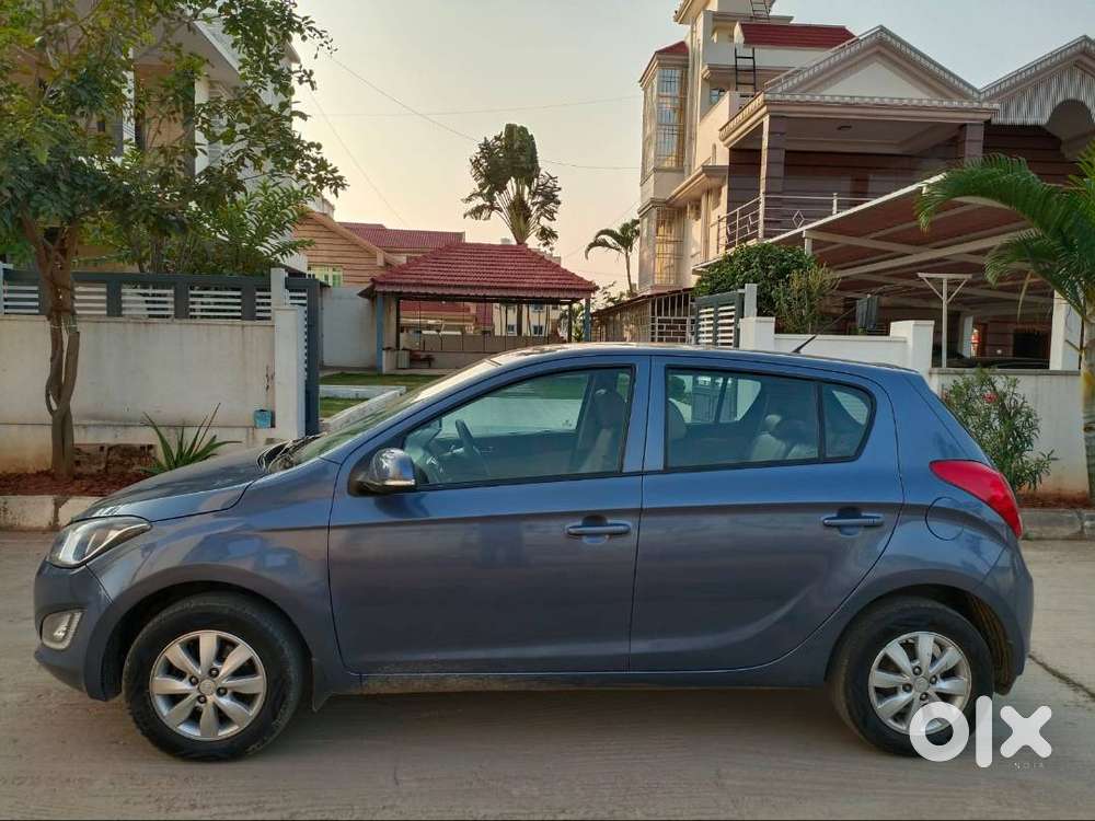 Hyundai I20 2012 Petrol 94500 Km Driven