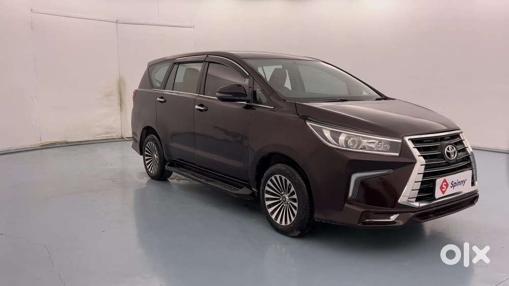 Toyota Innova Crysta 2.4 G Plus Mt 8 Str, 2019, Diesel