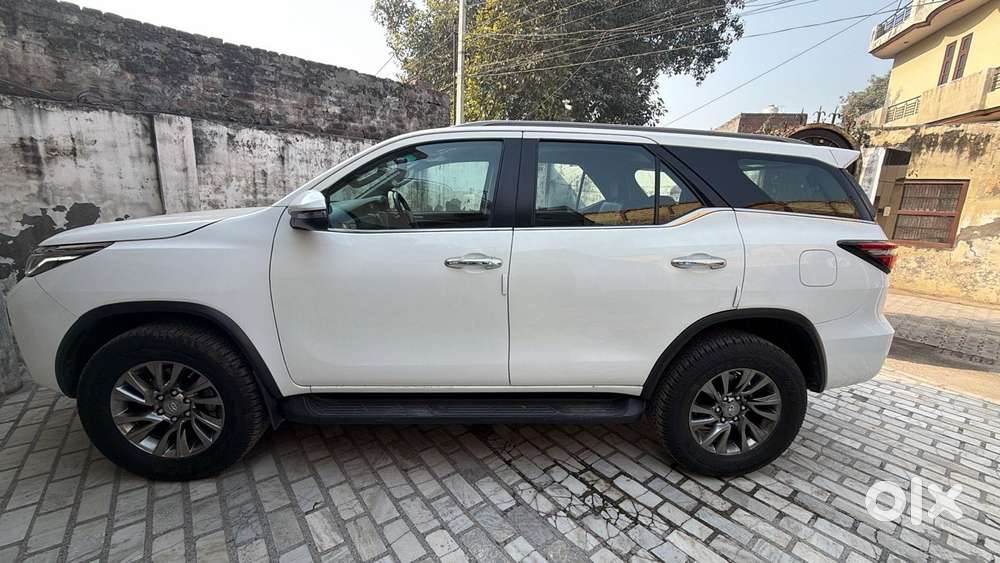 Toyota Fortuner 3.0 4x2 Automatic, 2024, Diesel