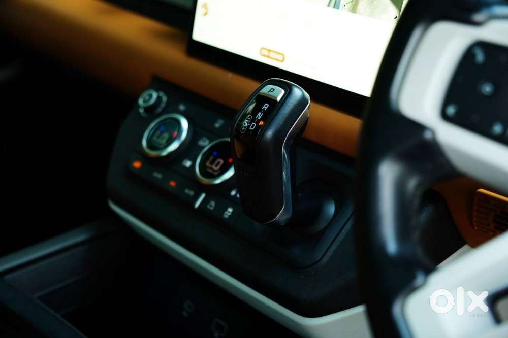 Land Rover Defender 2.0 110 X-dynamic Hse, 2023, Petrol