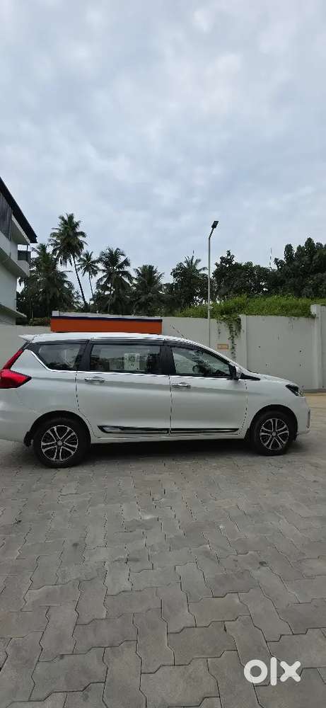 2024 Maruti Suzuki Ertiga Lxi Manual Petrol