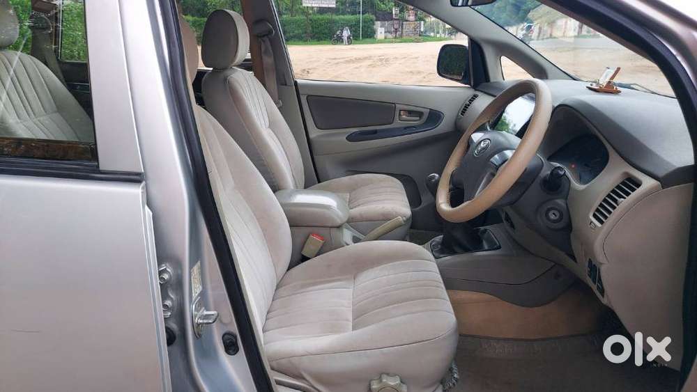 Toyota Innova 2.5 G (diesel) 7 Seater, 2012, Diesel