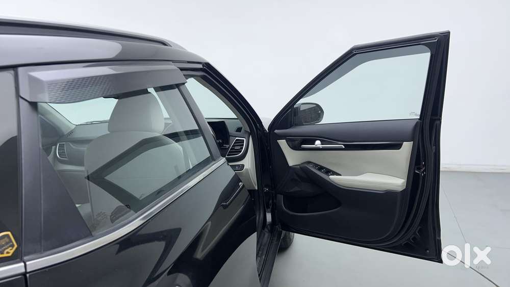 Kia Seltos Htx 1.5 Petrol Mt, 2022, Petrol