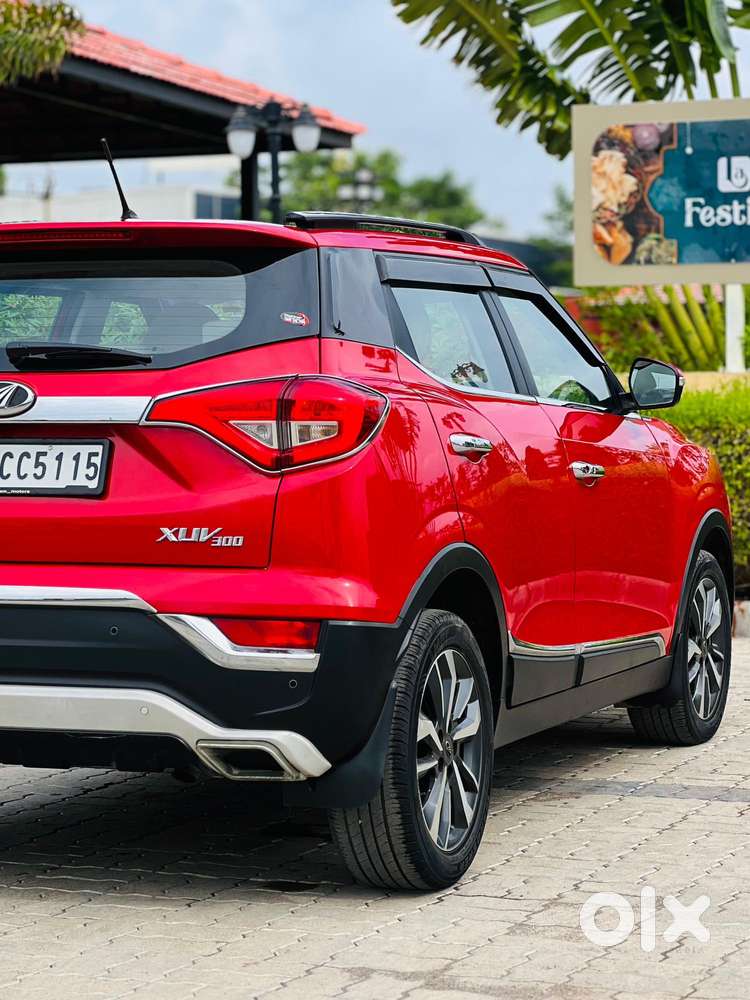 Mahindra Xuv300 W8 Option, 2021, Petrol