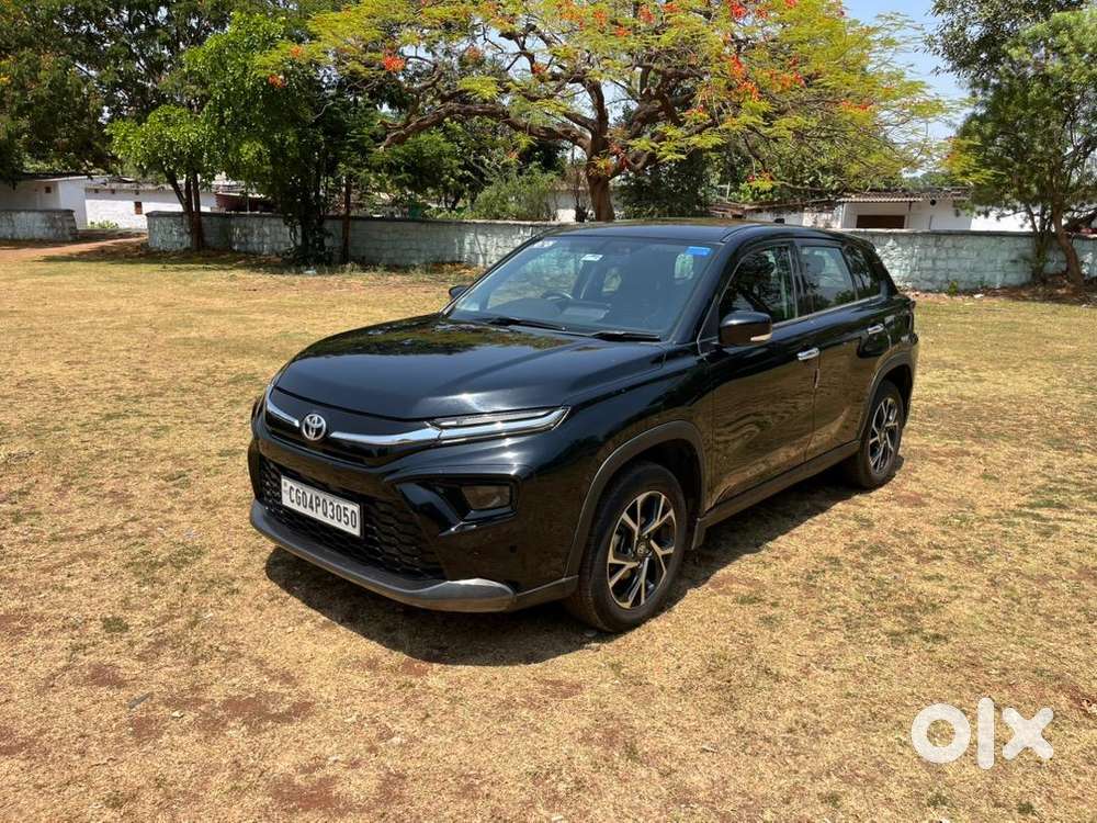 Toyota Urban Cruiser Hyryder 2024 Showroom Condition