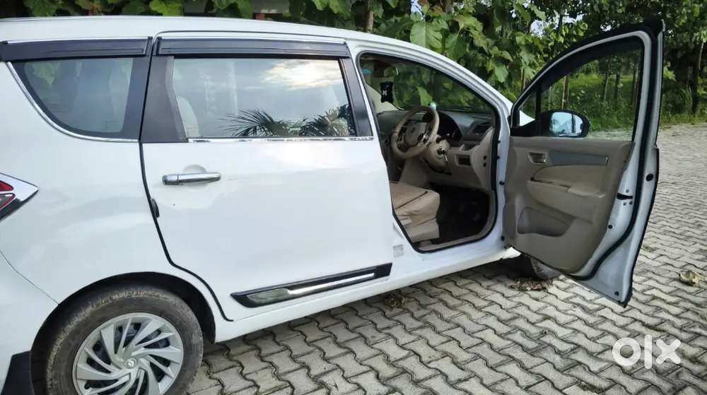 2nd Maruti Suzuki Ertiga 2018 With 102270 Km Driven