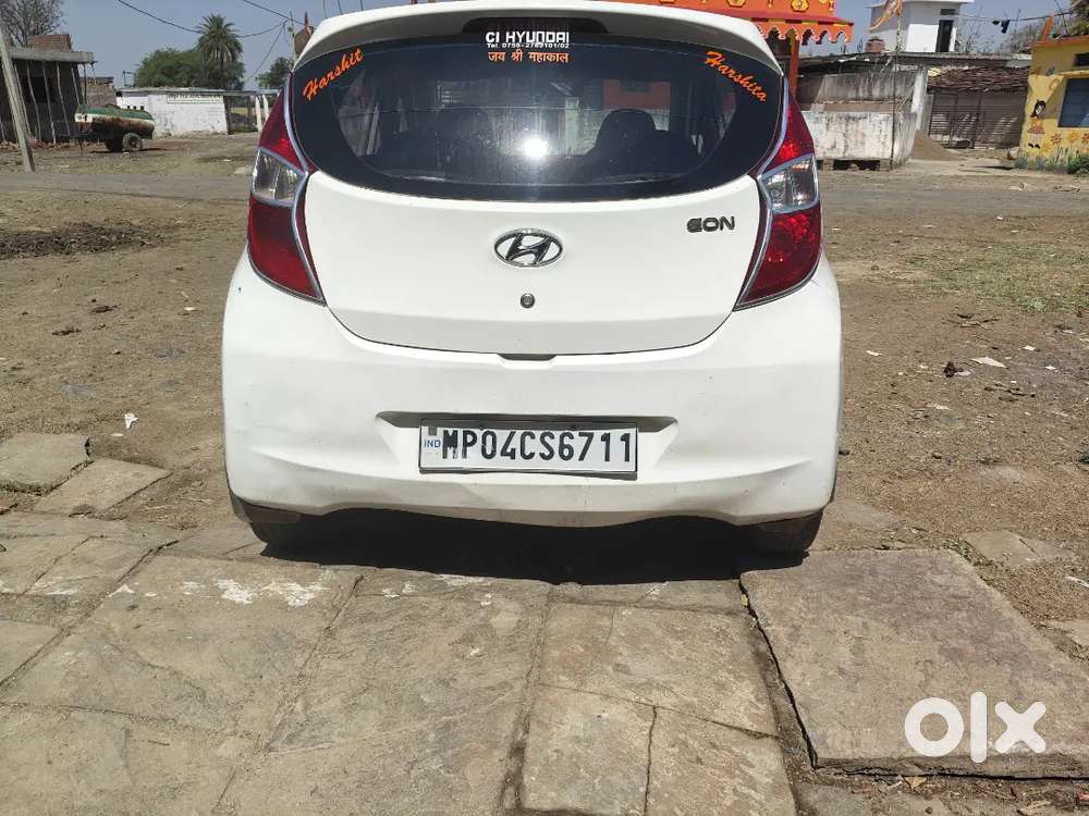 Hyundai Eon 2017 Petrol 100000 Km Driven