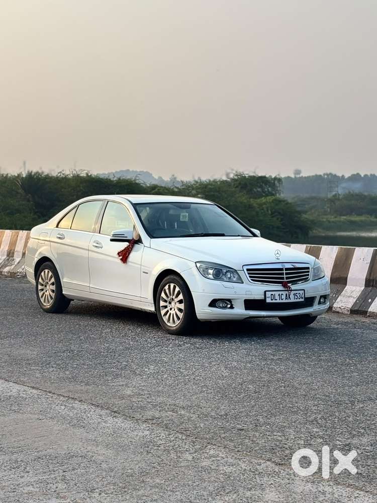 Mercedes-benz C Class 2012 Petrol Well Maintained