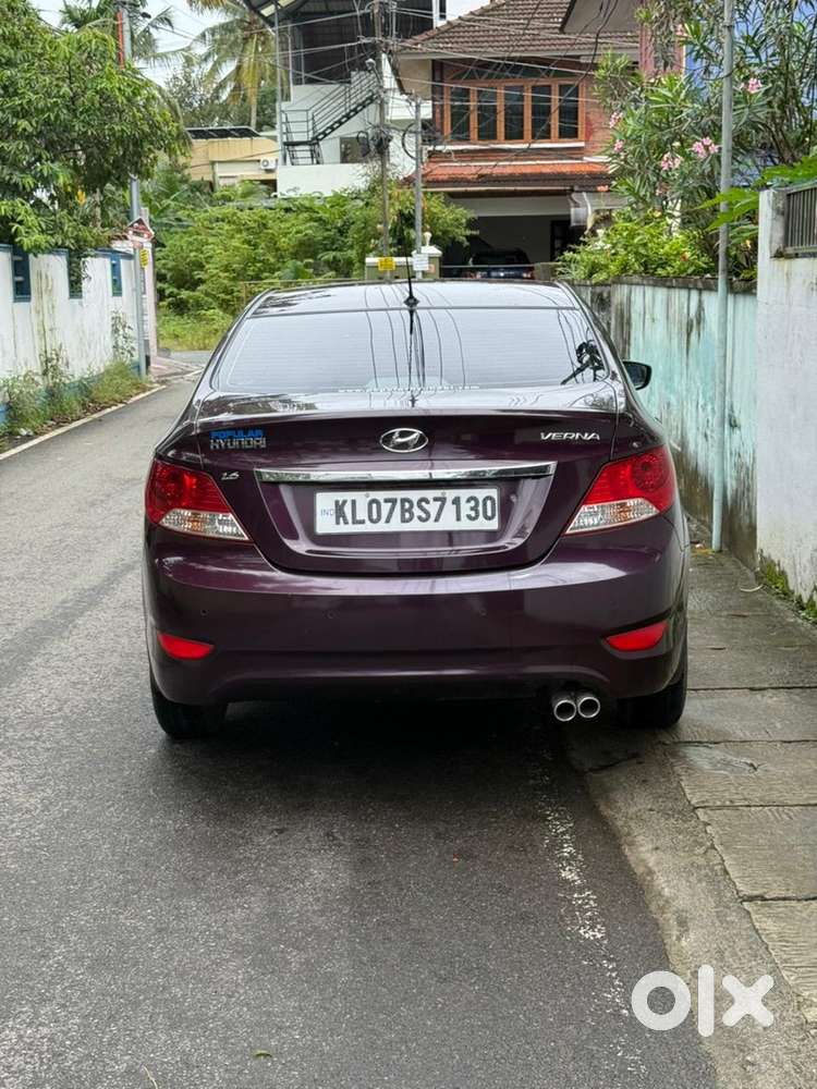 Hyundai Verna 2012 Petrol Well Maintained