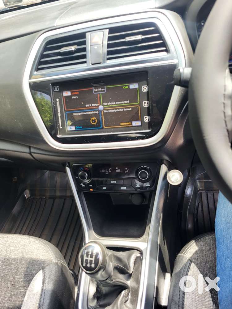 Maruti Suzuki S Cross Zeta Shvs, 2018, Diesel