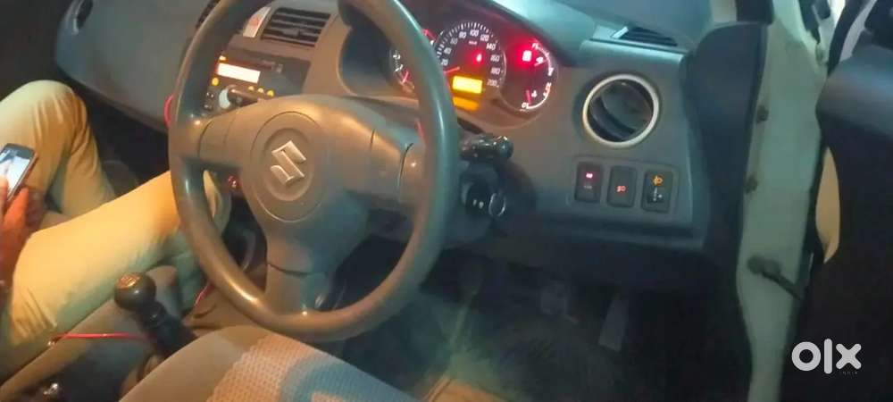 Maruti Suzuki Dzire 2011 Petrol 81980 Km Driven
