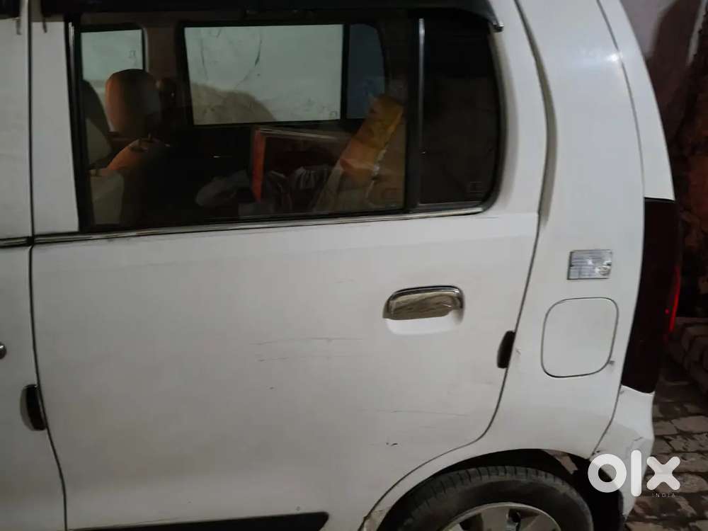 Maruti Suzuki Wagon R 1.0 135000 Km Driven Company Fitted Cng