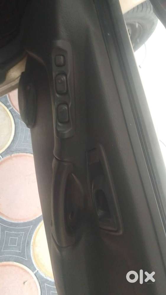 Maruthi Suzuki Zen ,model - 2000,hatchback