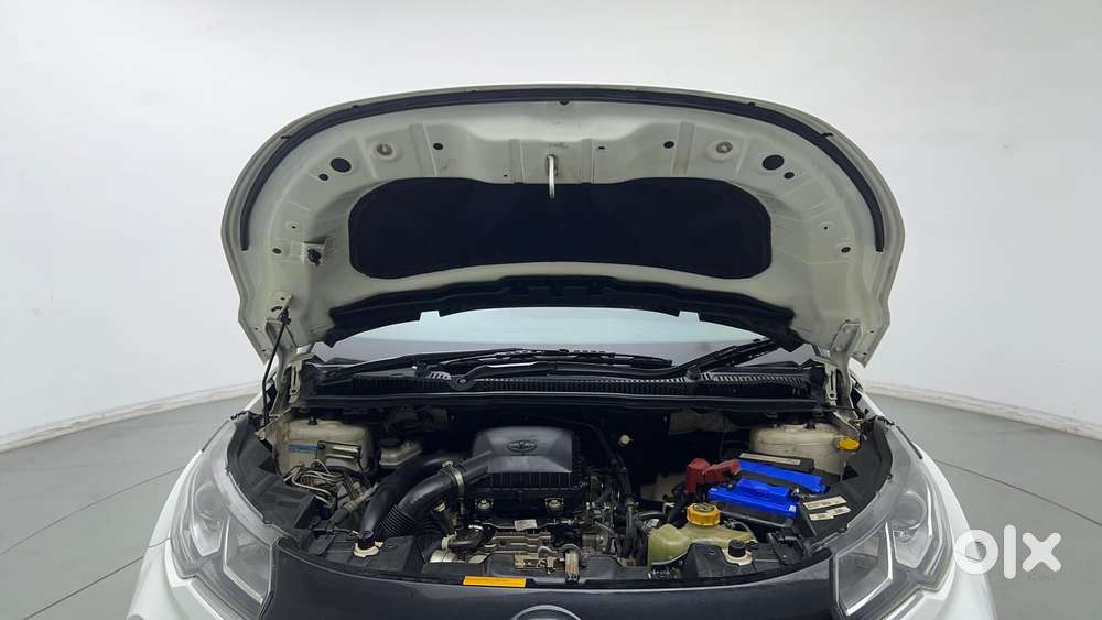 Tata Nexon Xz Plus (hs), 2022, Petrol