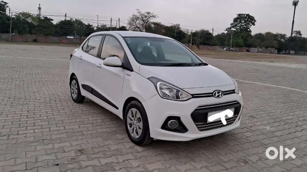 Hyundai Xcent 2017 Petrol Well Maintained Cng 1 Mont Hue H Lgway Abhi