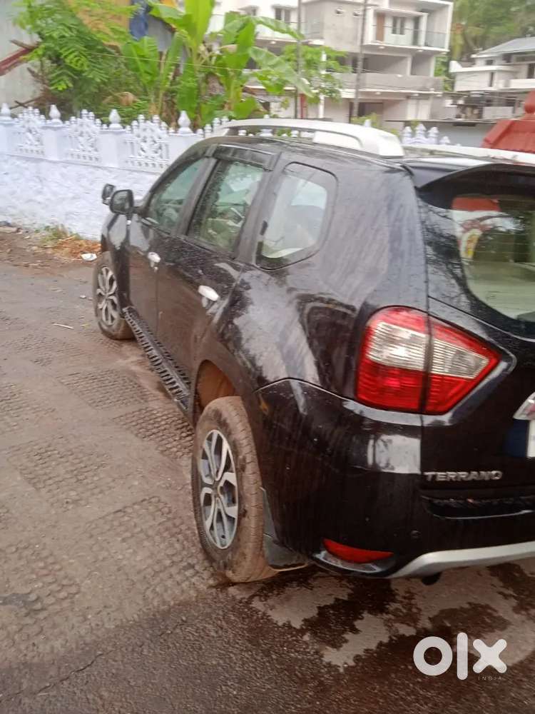 Nissan Terrano 2014