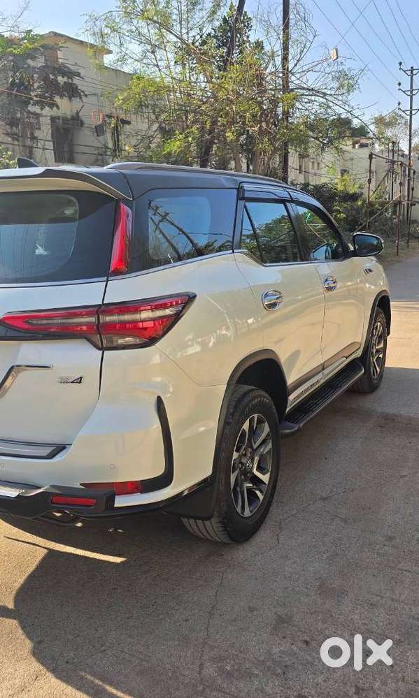 Toyota Fortuner Legender 4x2 At 2.8, 2021, Diesel
