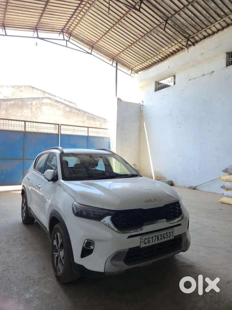 Kia Sonet Automatic 1.5htx Dual Tone Interior