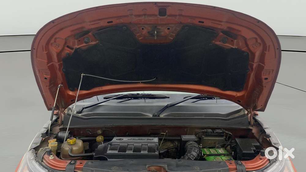 Mahindra Kuv 100 2016-2017 Mfalcon G80 K6 Plus, 2016, Petrol