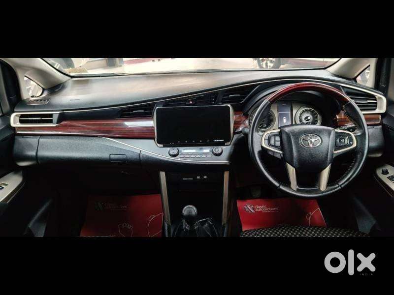 Toyota Innova Crysta 2.4 Vx Mt, 2017, Diesel