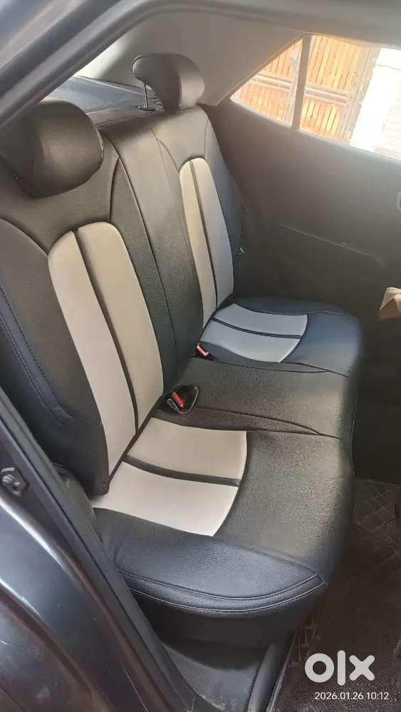 Hyundai Venue 2021 Petrol 32000 Km Driven