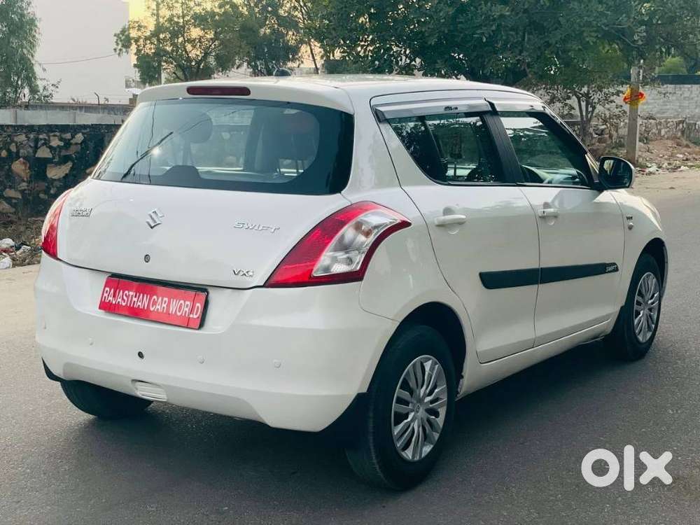 Maruti Suzuki Swift 2018 Lxi, 2017, Petrol