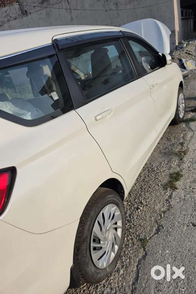 Maruti Suzuki Ertiga Vxi 2025 First Owner