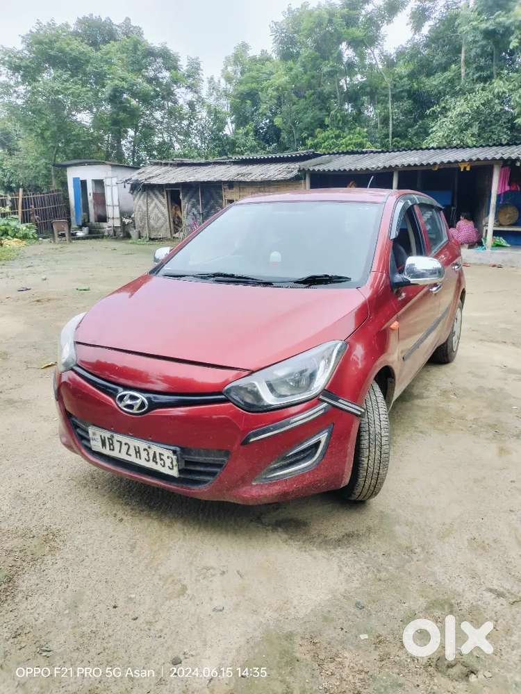 Hyundai I20 2012 Diesel 150000 Km Driven