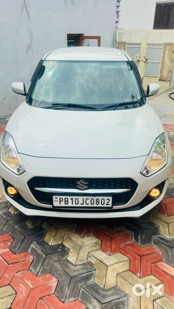 Maruti Swift Petrol 2023