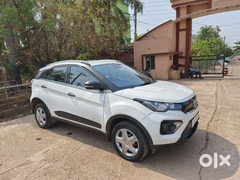 Tata Nexon Xms Diesel L Nov 2020 L 1st Owner  Excellent Condition