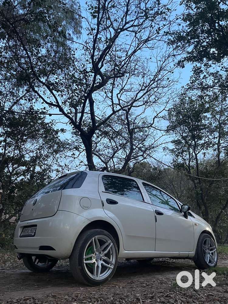 Fiat Grande Punto 2014 Diesel 90000 Km Driven