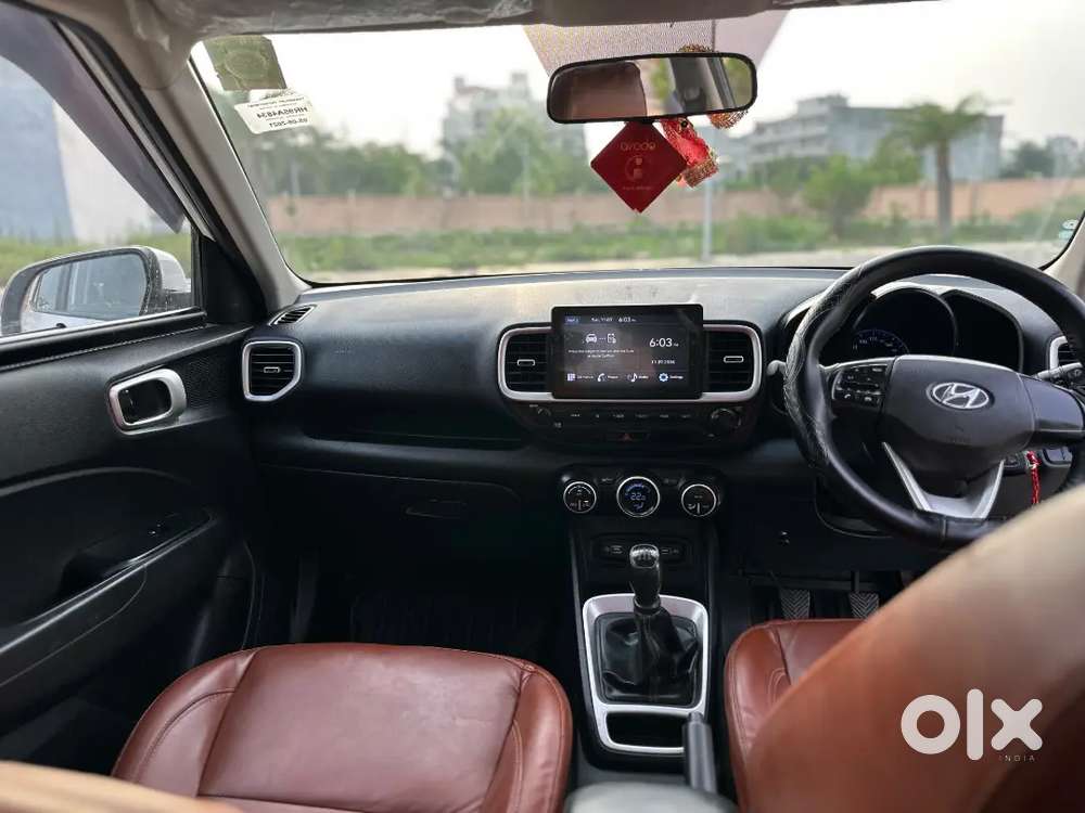 Hyundai Venue 1.2 2021 Km Driven 57000