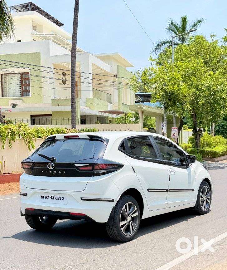 Tata Altroz Xz Plus (s), 2022, Petrol