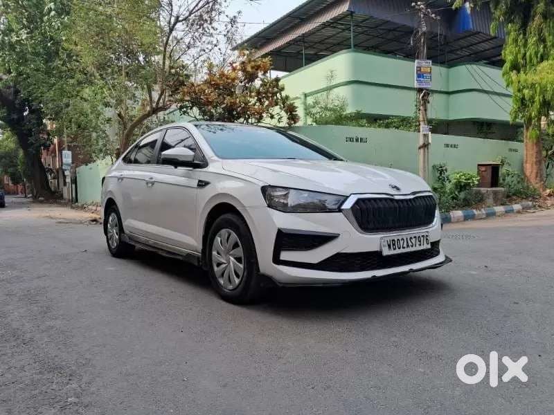 Skoda Slavia Active 1.0l Tsi Mt, 2022, Petrol
