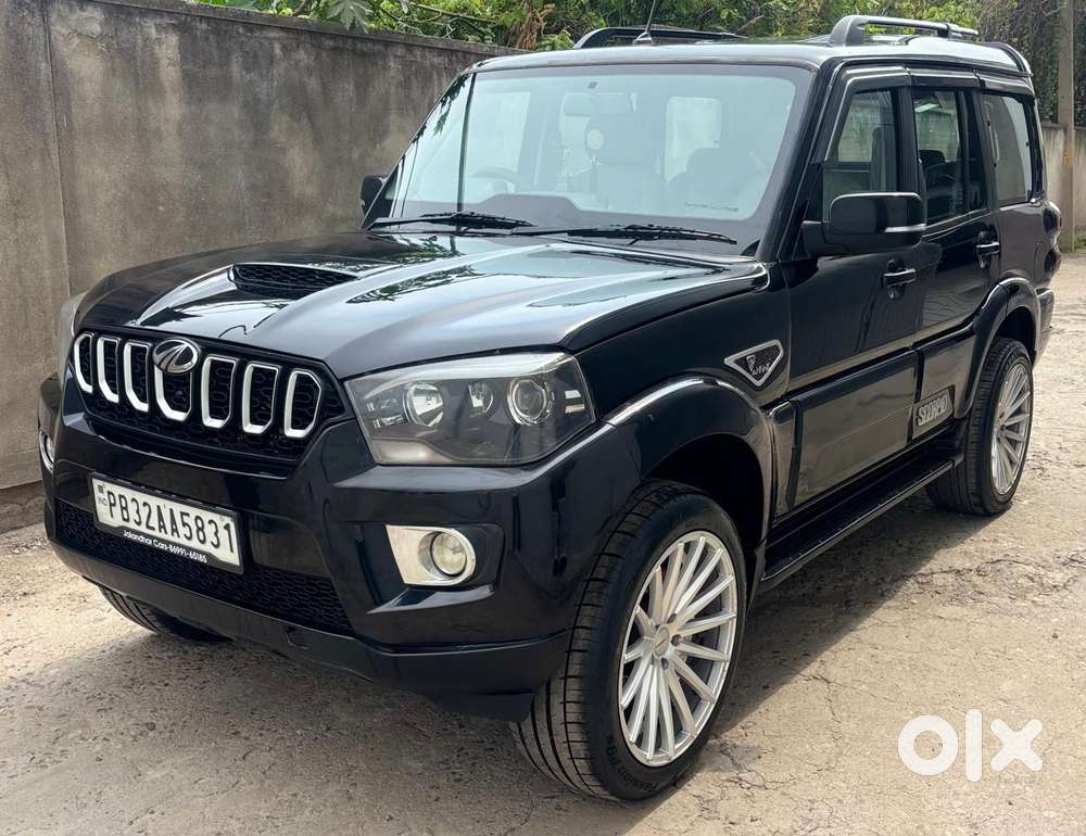 Mahindra Scorpio Classic, 2020, Diesel