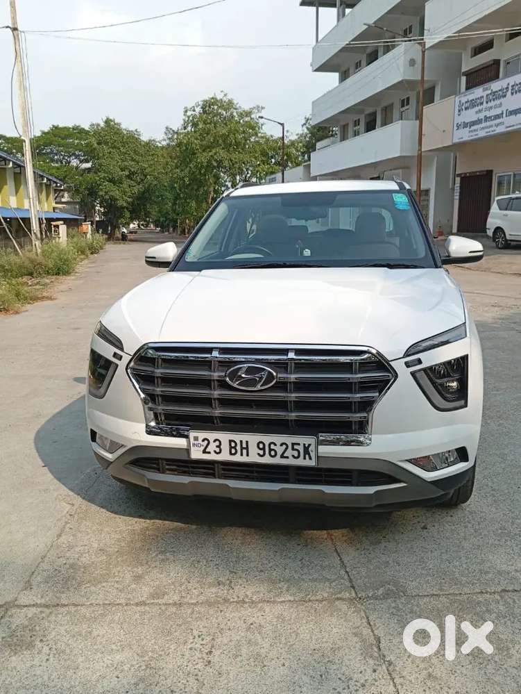 Hyundai Creta 2023 Petrol 4900 Km Driven