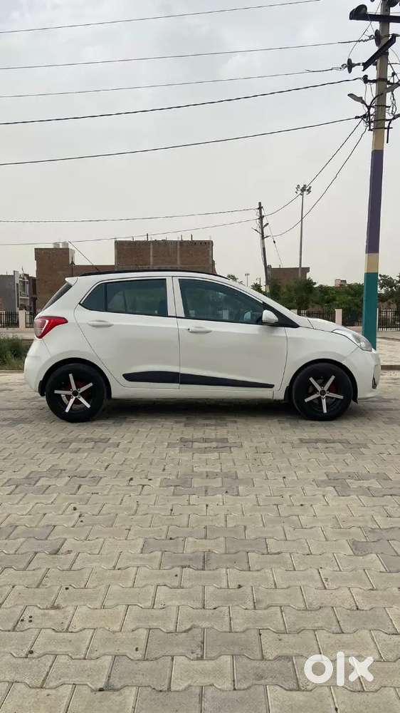 Hyundai Grand I10 2017 Petrol Well Maintained