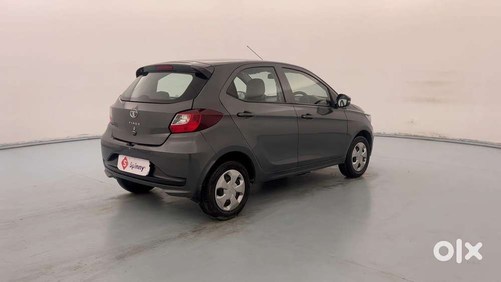 Tata Tiago 1.05 Revotorq Xt Option, 2023, Petrol