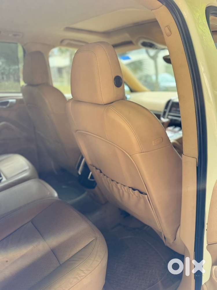 Porsche Cayenne S V8 Petrol