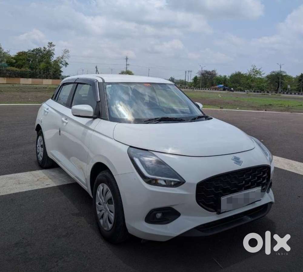 Maruti Suzuki Swift Vxi + Manual, 2024, Petrol