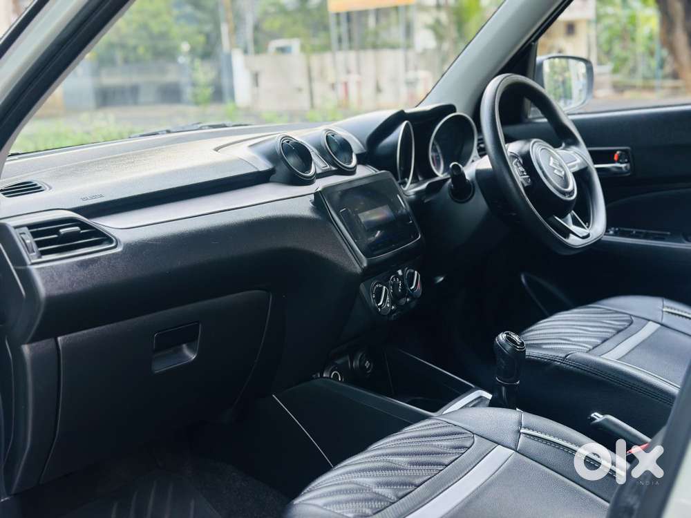 Maruti Suzuki Swift Vxi Abs Bsiv, 2022, Petrol