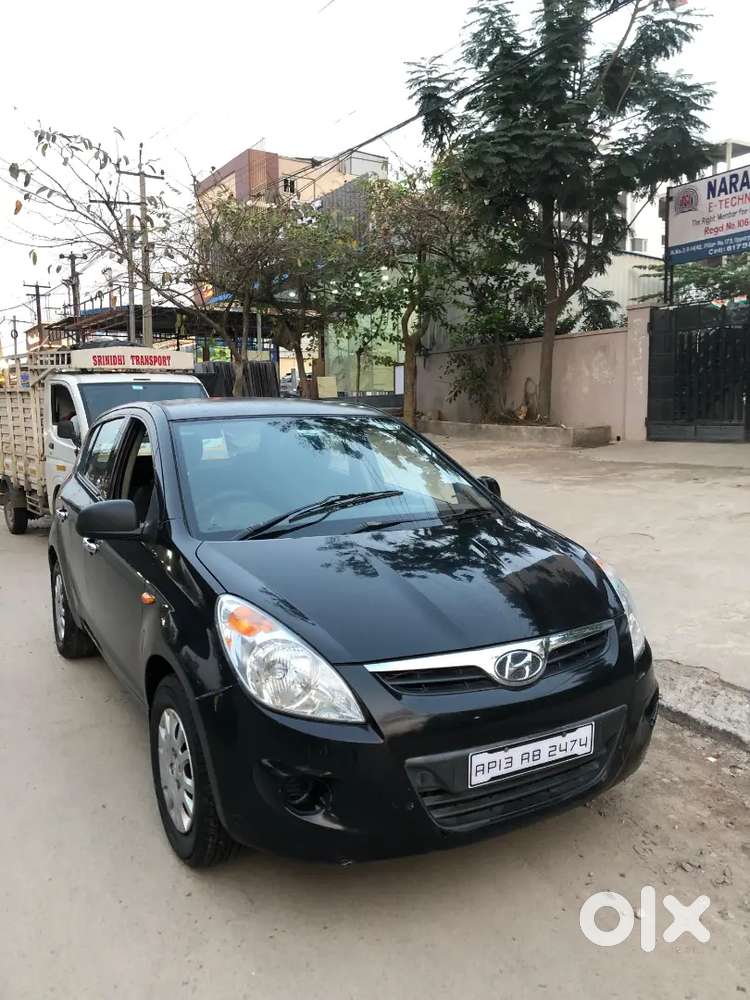 Hyundai I20 2011 Petrol Well Maintained
